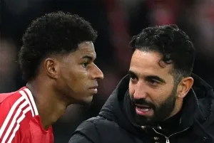 HLV Amorim và Rashford cạch mặt nhau