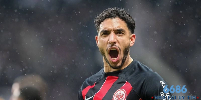 Marmoush toả sáng trong màu áo Eintracht Frankfurt