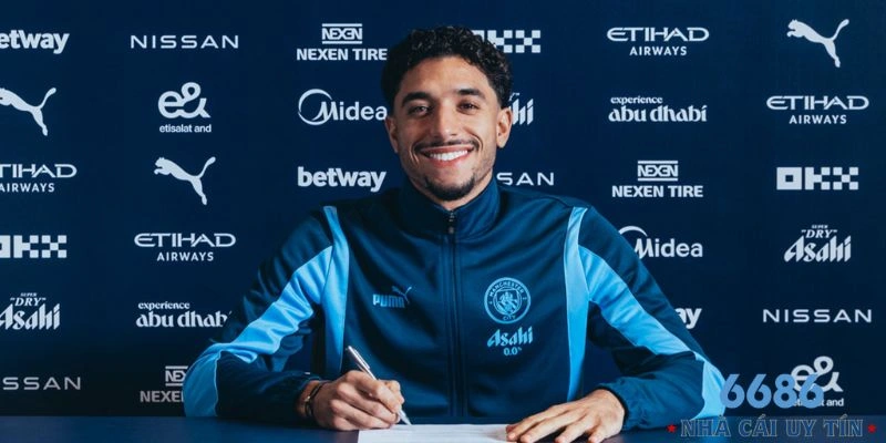 Sau nhiều đồn đoán, cuối cùng Omar Marmoush đã gia nhập Man City tại kỳ CN đông